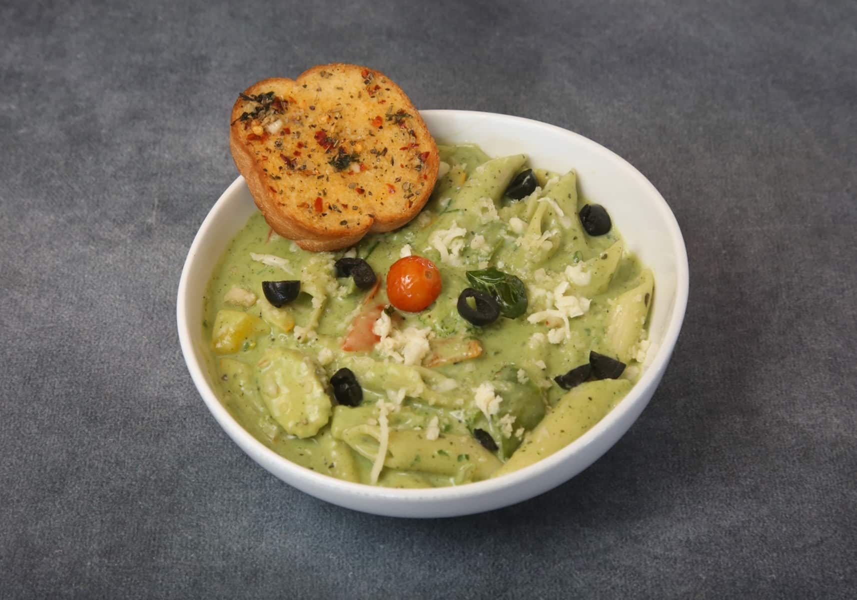 Creamy Pesto Pasta